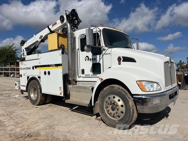 Kenworth T270 Municipal / general purpose vehicles