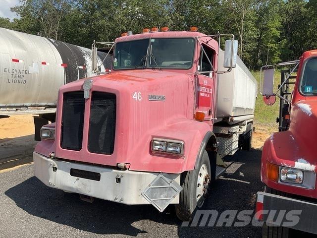 Kenworth T450B Tanker trucks