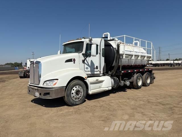 Kenworth T660 Commercial vehicle