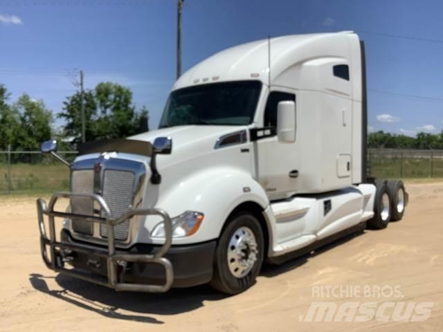Kenworth T680 Prime Movers