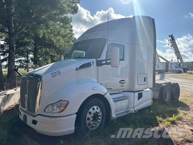Kenworth T680 Prime Movers