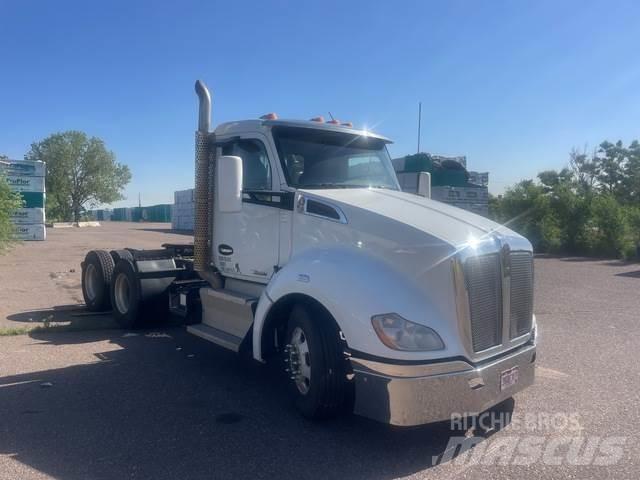 Kenworth T680 Prime Movers