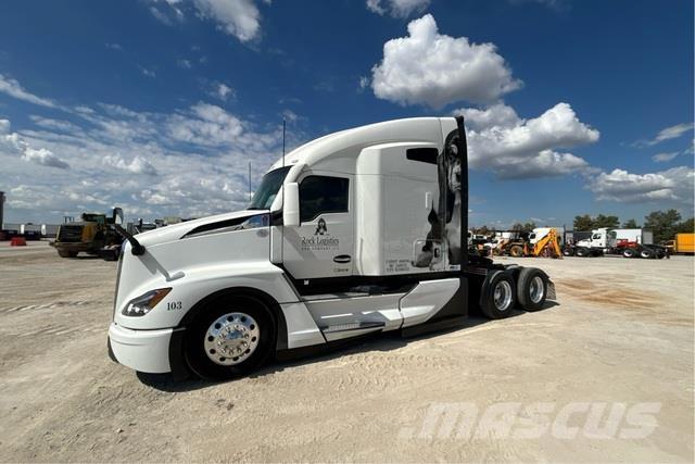 Kenworth T680 Prime Movers