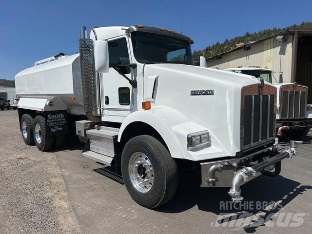 Kenworth T800 Water bowser