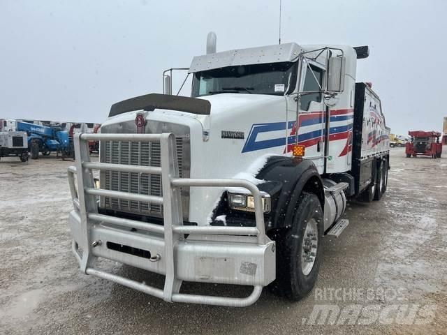 Kenworth T800 Recovery vehicles