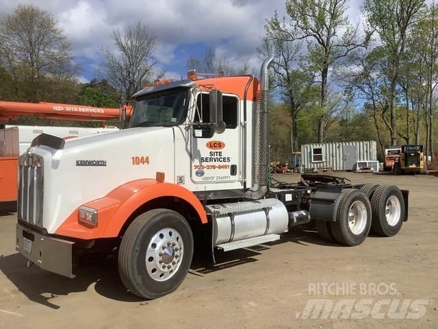 Kenworth T800 Prime Movers