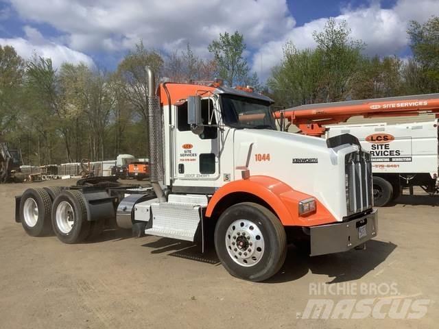 Kenworth T800 Prime Movers