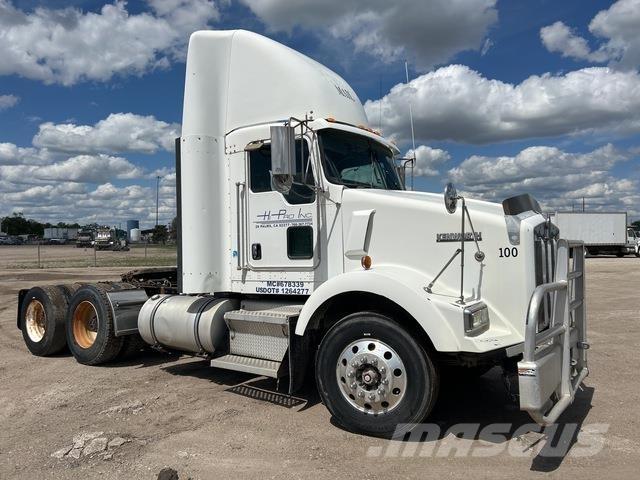 Kenworth T800 Prime Movers
