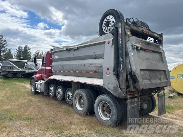 Kenworth T800 Tipper trucks