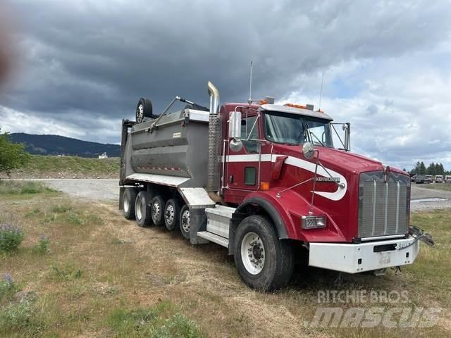 Kenworth T800 Tipper trucks