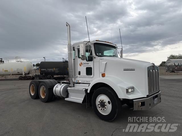 Kenworth T800 Prime Movers