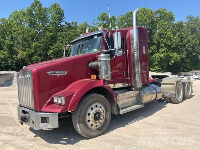 Kenworth T800 Prime Movers