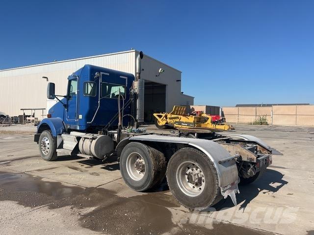 Kenworth T800 Prime Movers