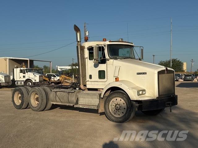 Kenworth T800 Prime Movers