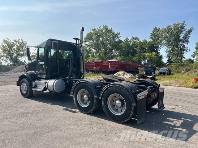 Kenworth T800 Prime Movers