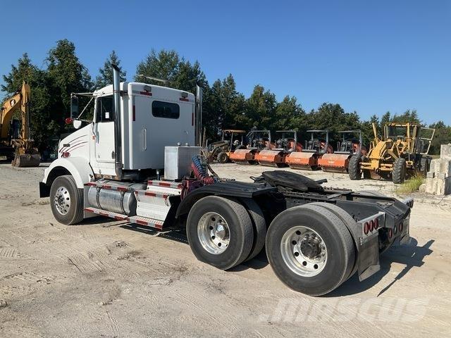 Kenworth T800 Prime Movers
