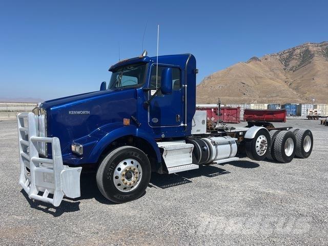 Kenworth T800 Prime Movers