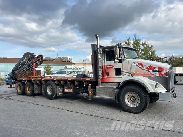 Kenworth T800 Truck mounted cranes