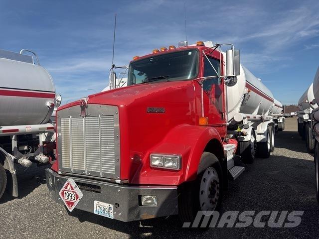 Kenworth T800 Tanker trucks