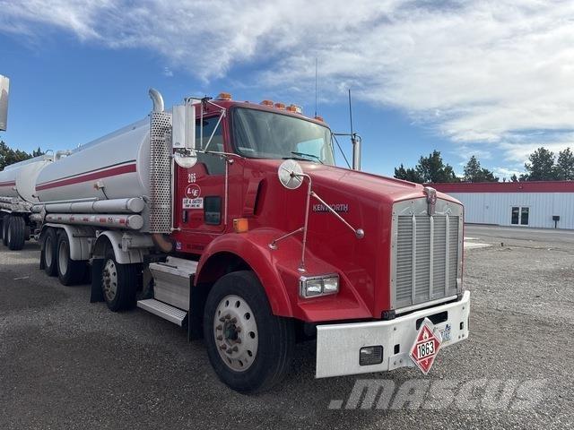 Kenworth T800 Tanker trucks