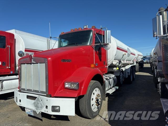 Kenworth T800 Tanker trucks
