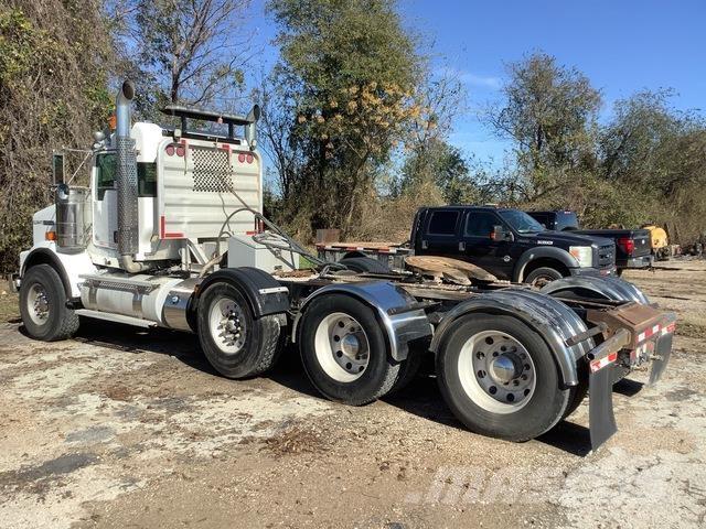 Kenworth T800 Prime Movers