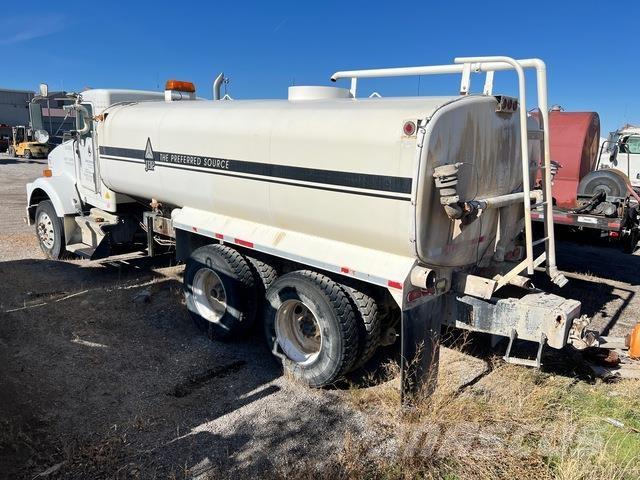 Kenworth T800 Water bowser