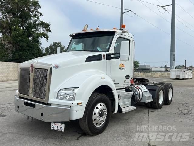 Kenworth T880 Prime Movers