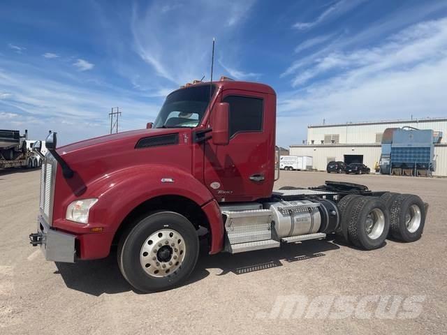 Kenworth T880 Prime Movers