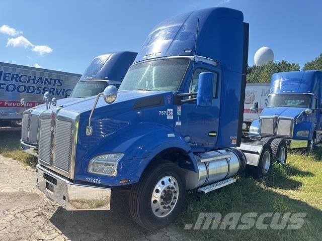 Kenworth T880 Prime Movers