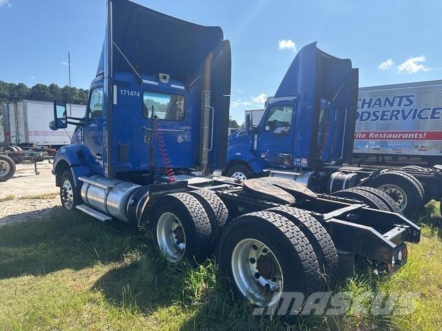 Kenworth T880 Prime Movers