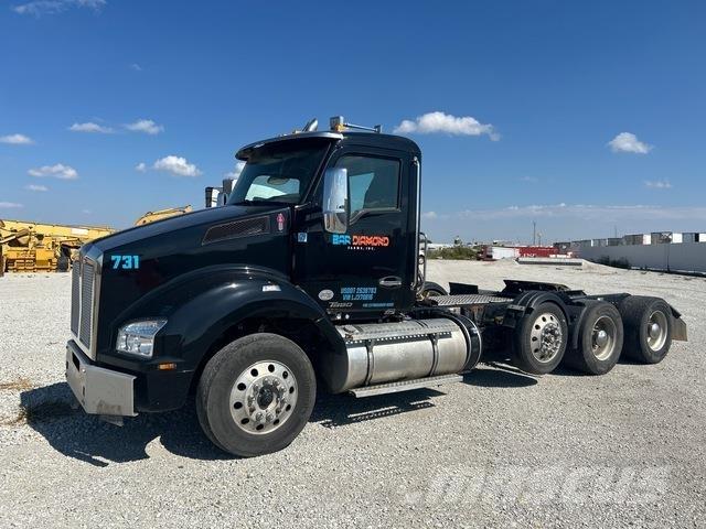 Kenworth T880 Prime Movers