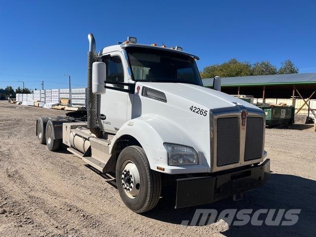 Kenworth T880 Prime Movers