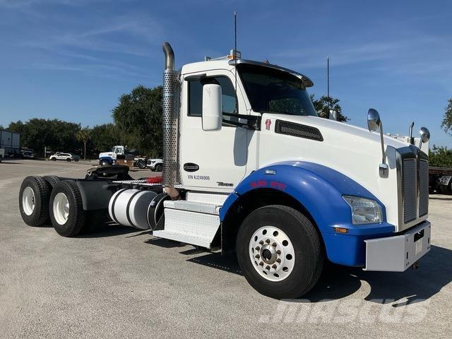 Kenworth T880 Prime Movers
