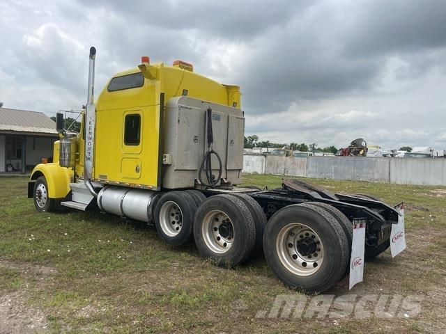 Kenworth W900 Prime Movers