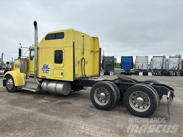 Kenworth W900 Prime Movers