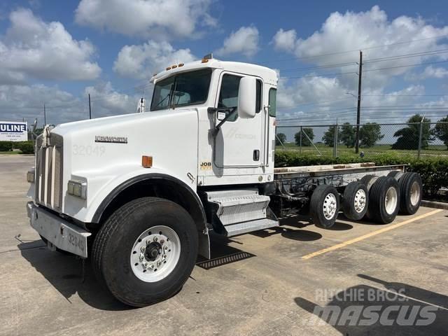 Kenworth W900 Cabins and interior