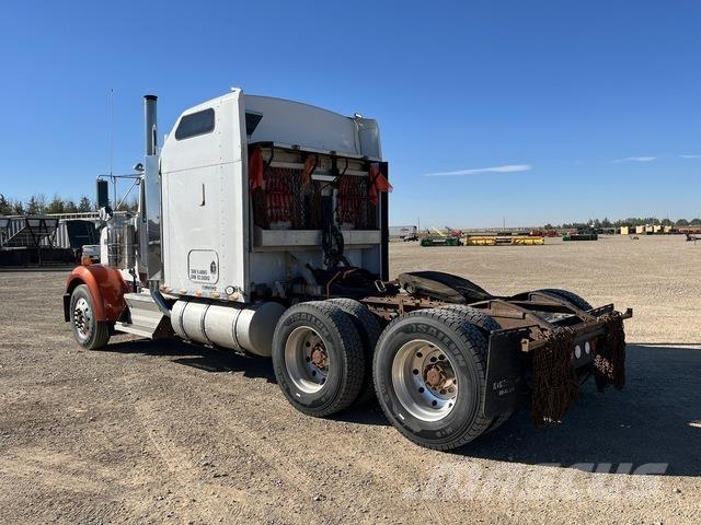 Kenworth W900 Prime Movers