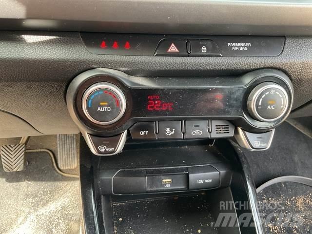 Kia Rio Cars