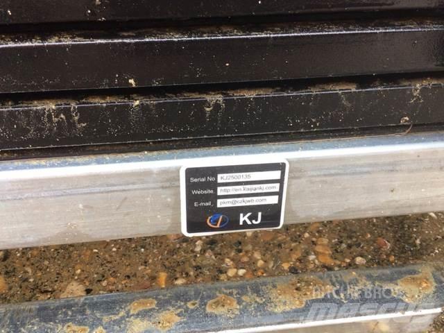 KJ K0724 Farm machinery