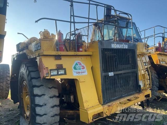 Komatsu 330M Articulated Haulers
