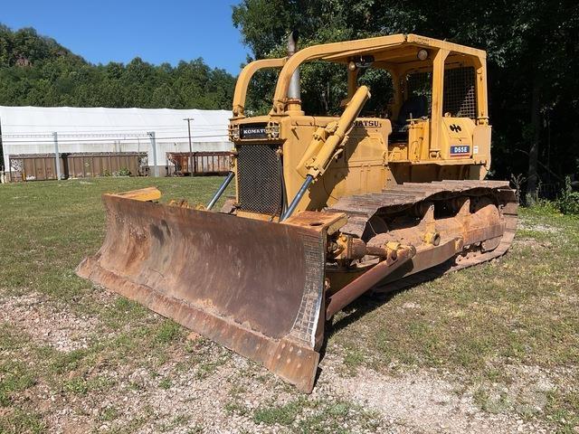 Komatsu D65E-6 Crawler dozers