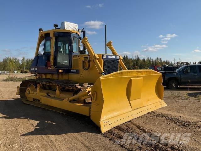 Komatsu D85P Crawler dozers