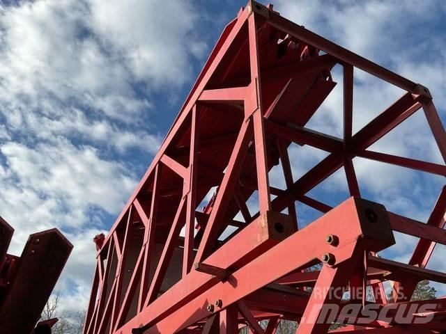 Kroll K180 Tower cranes