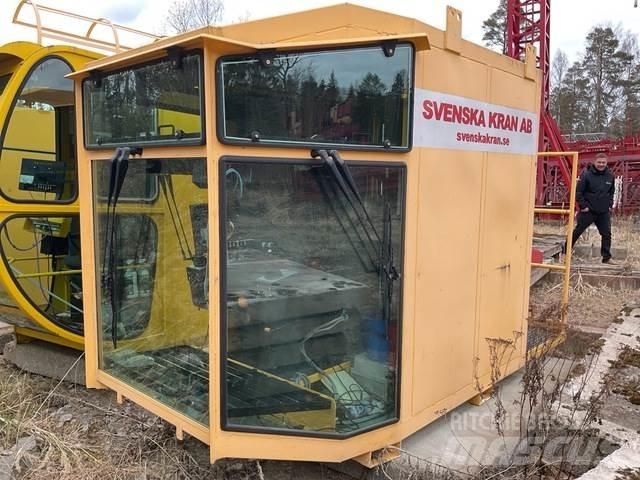 Kroll K180 Tower cranes