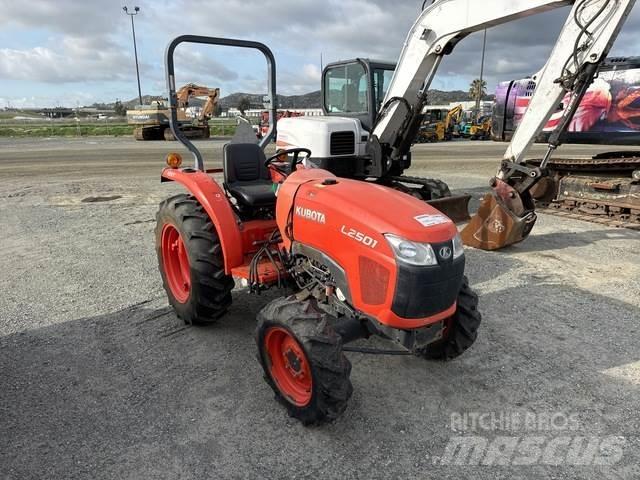 Kubota L2501D Compact tractors