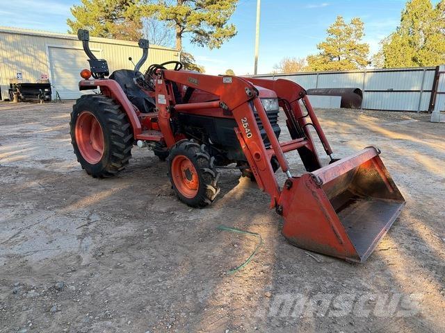 Kubota L2800D Tractors