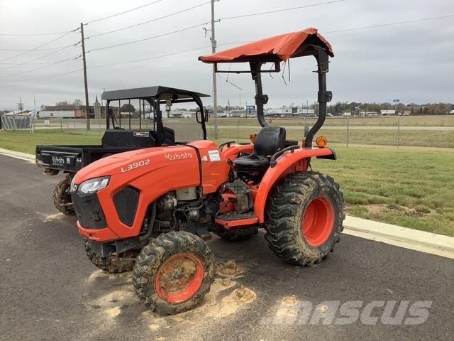 Kubota L3902DT Compact tractors