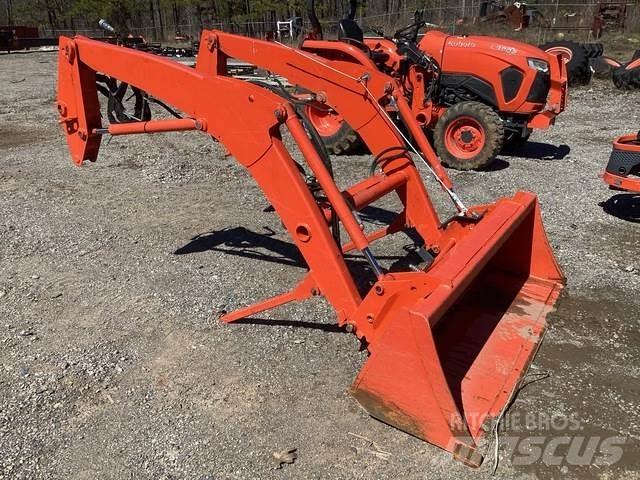 Kubota LA526 Other