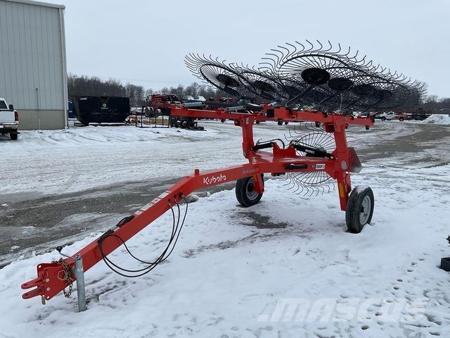 Kubota RA108CR Rakes and tedders